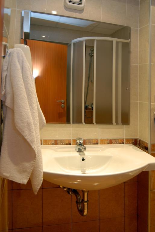 Hotel Luxor Burgas Luaran gambar